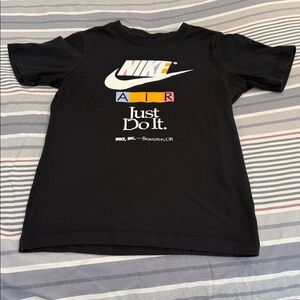 Nike Black Kids' 'Just Do It' Colorblock Logo Tee